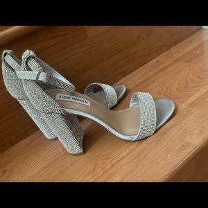 Rhinestone Woman Steve Madden Hills Sz 7.5